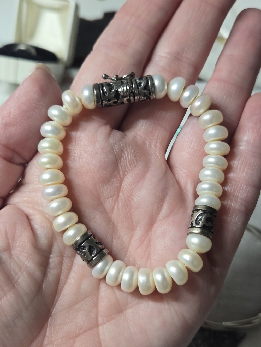 Freshwater Pearl Bracelet with Sterling Silver Accents - White Pearls